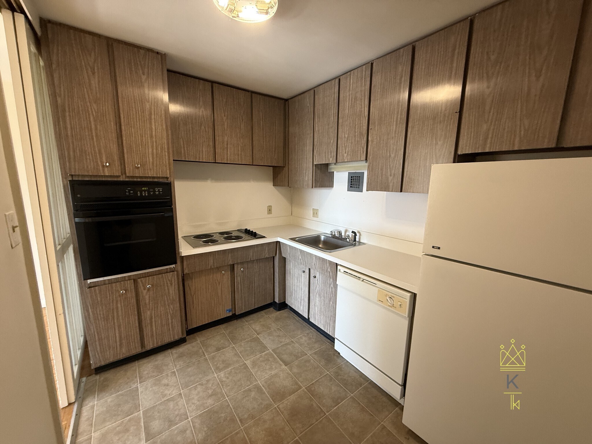 Building Photo - 125 Chiswick Rd