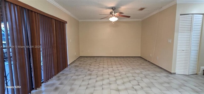 Building Photo - 1777 W 59th St