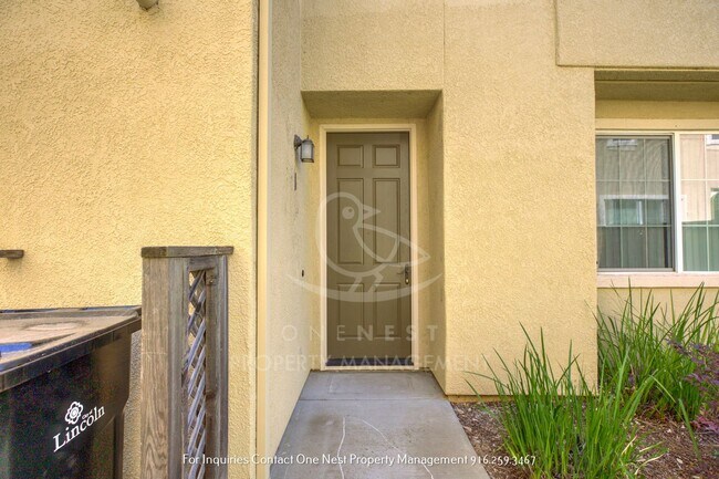 Building Photo - Lincoln Crossing Condo | 2 bedroom 2 bathroom