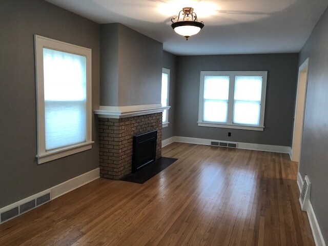 Building Photo - 331 Melrose Ct