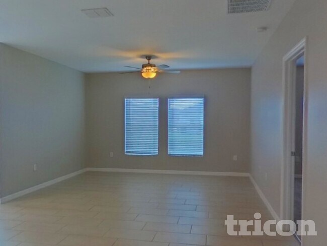 Building Photo - 232 Garnet Ave