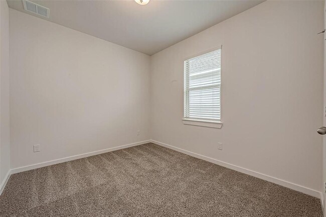 Building Photo - 17110 Pentland Hls Wy