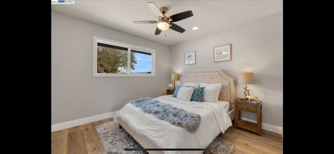 Building Photo - Single Story Home With Acreage