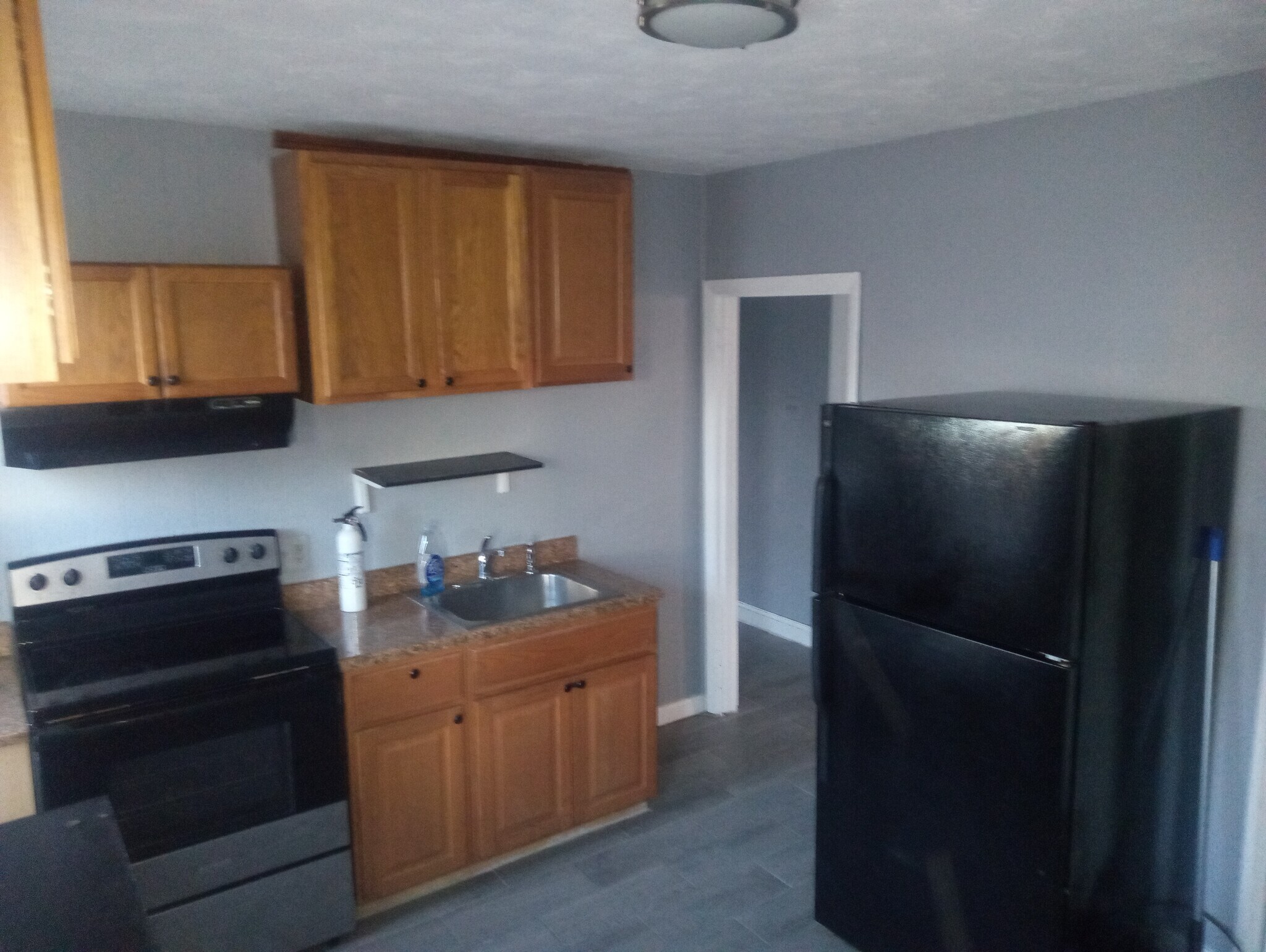 Building Photo - 5028 Jefferson Ave