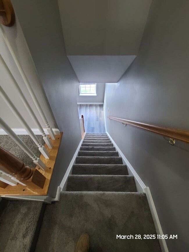 Building Photo - 3 Bedroom Townhome for Rent in Waynesboro