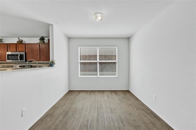 Building Photo - 520 Del Mar Dr