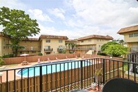 Building Photo - 8500 SW 109th Ave