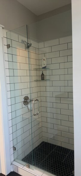 Building Photo - 5524 Bent Grass Way