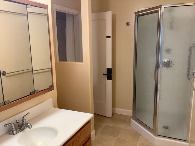 Building Photo - Excellent Location In Sebastopol. Across the street from Handline and Beekind. Commercial Busines...