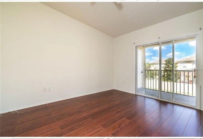 Building Photo - 13301 Fairway Glen Dr