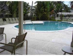 Building Photo - 6323 La Costa Dr