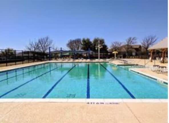 Building Photo - 2136 Carlotta Dr