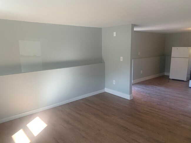 Building Photo - 14 Preble St