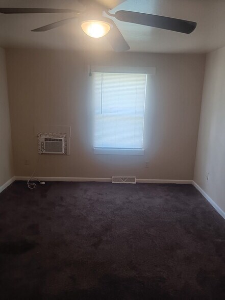 Building Photo - 1108 Wildwood Ave