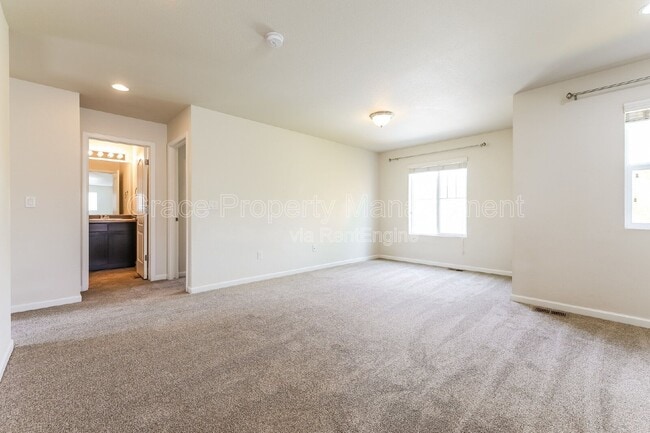 Building Photo - 9760 Memphis St