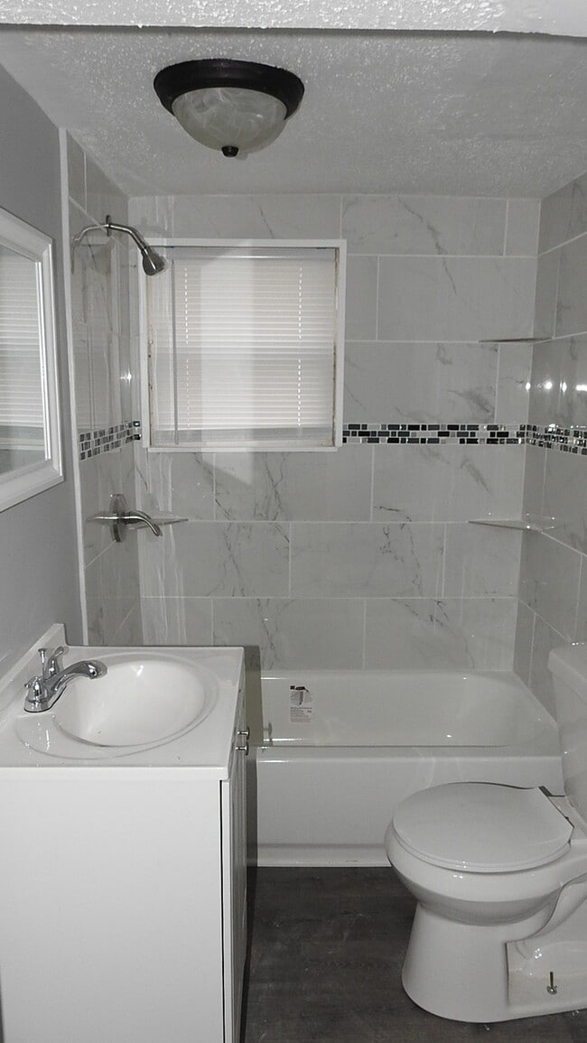 Building Photo - Cute little 1 bedroom house in Independenc...