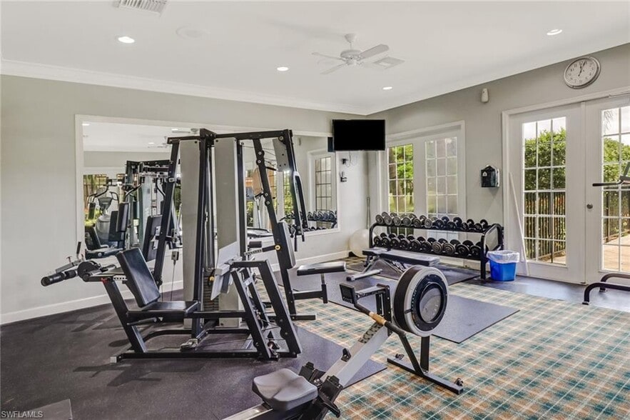Building Photo - 1830 Florida Club Cir