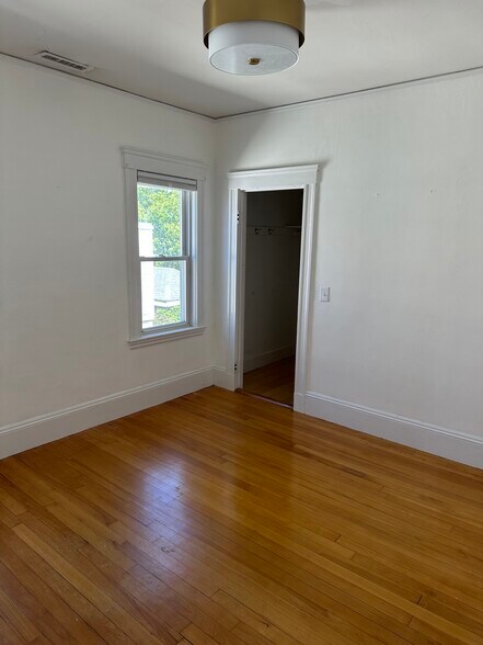 Building Photo - 95 -97 Conwell Avenue