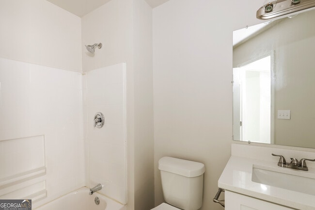 Building Photo - 10057 Tara Glynn Dr