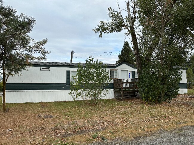 Building Photo - 13118 W 2nd Ave