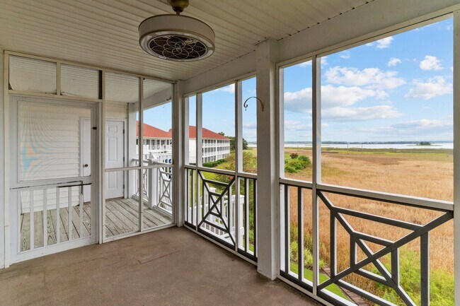 Building Photo - 100 Turtle Cay Dr