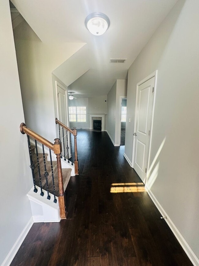 Building Photo - 107 Catskill Ln