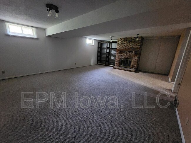 Building Photo - 1702 29th St NW