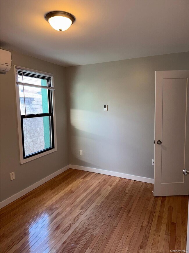 Building Photo - 2414 Snyder Ave