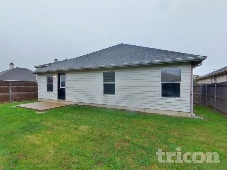 Building Photo - 1317 Gayle St