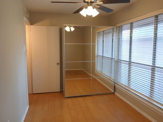 Building Photo - (MOVE IN SPECIAL) 50% OFF 1st MONTHS RENT) 2 Bedroom, 1 Bath Condo Near 75 and Walnut Hill Road i...