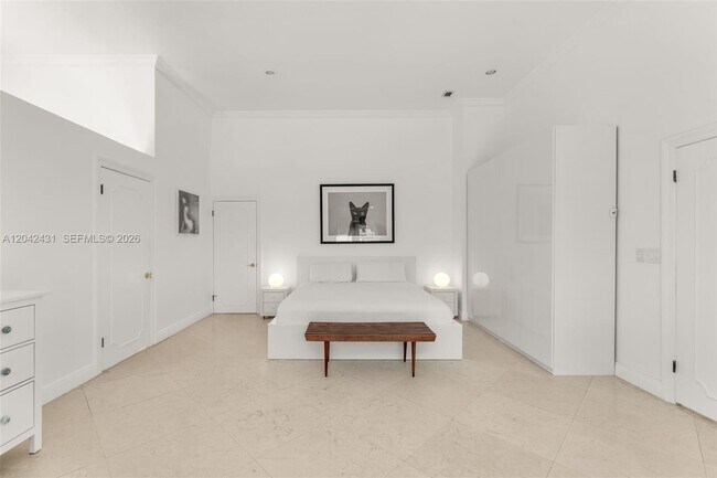 Building Photo - 7924 SW 50th Ct