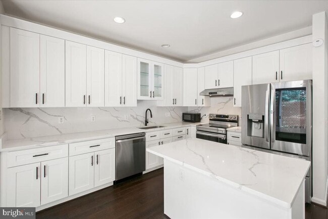 Building Photo - 4113 Flower Box Ct