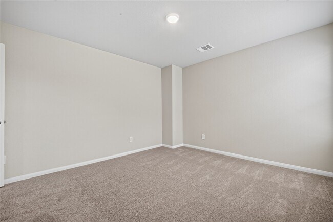 Building Photo - 13758 Goldeye Dr