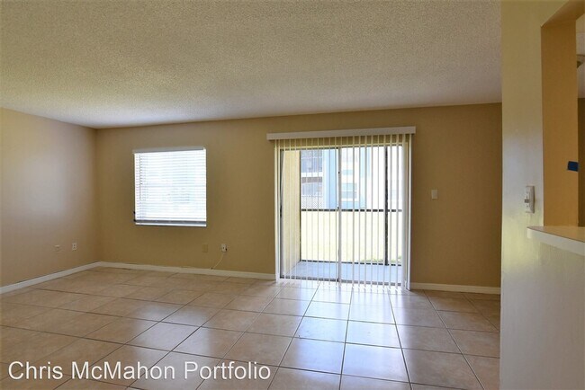 Building Photo - 2 br, 1 bath House - 2531 N Alafaya Trail #57