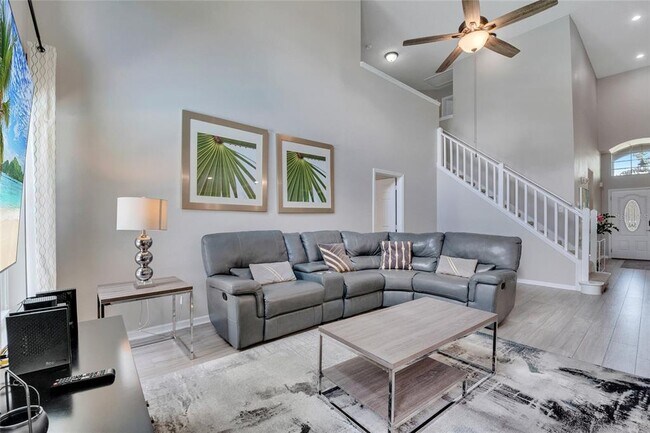 Building Photo - 1428 Casterton Cir