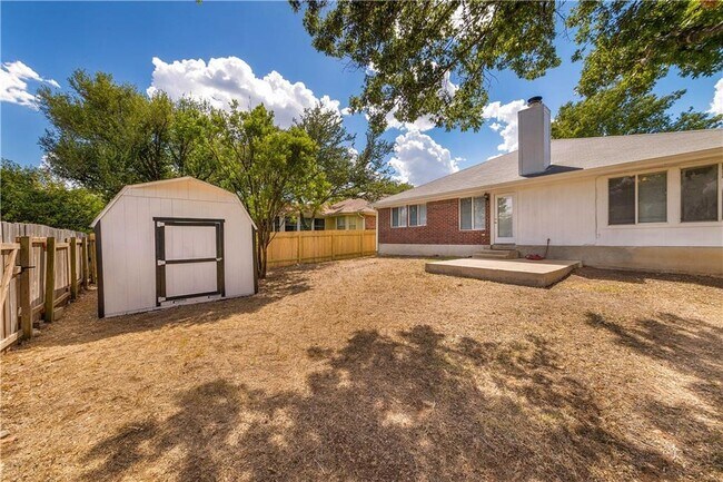 Building Photo - 8309 Edgemoor Pl