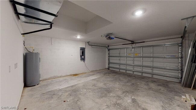 Building Photo - 621 NW 7th Pl