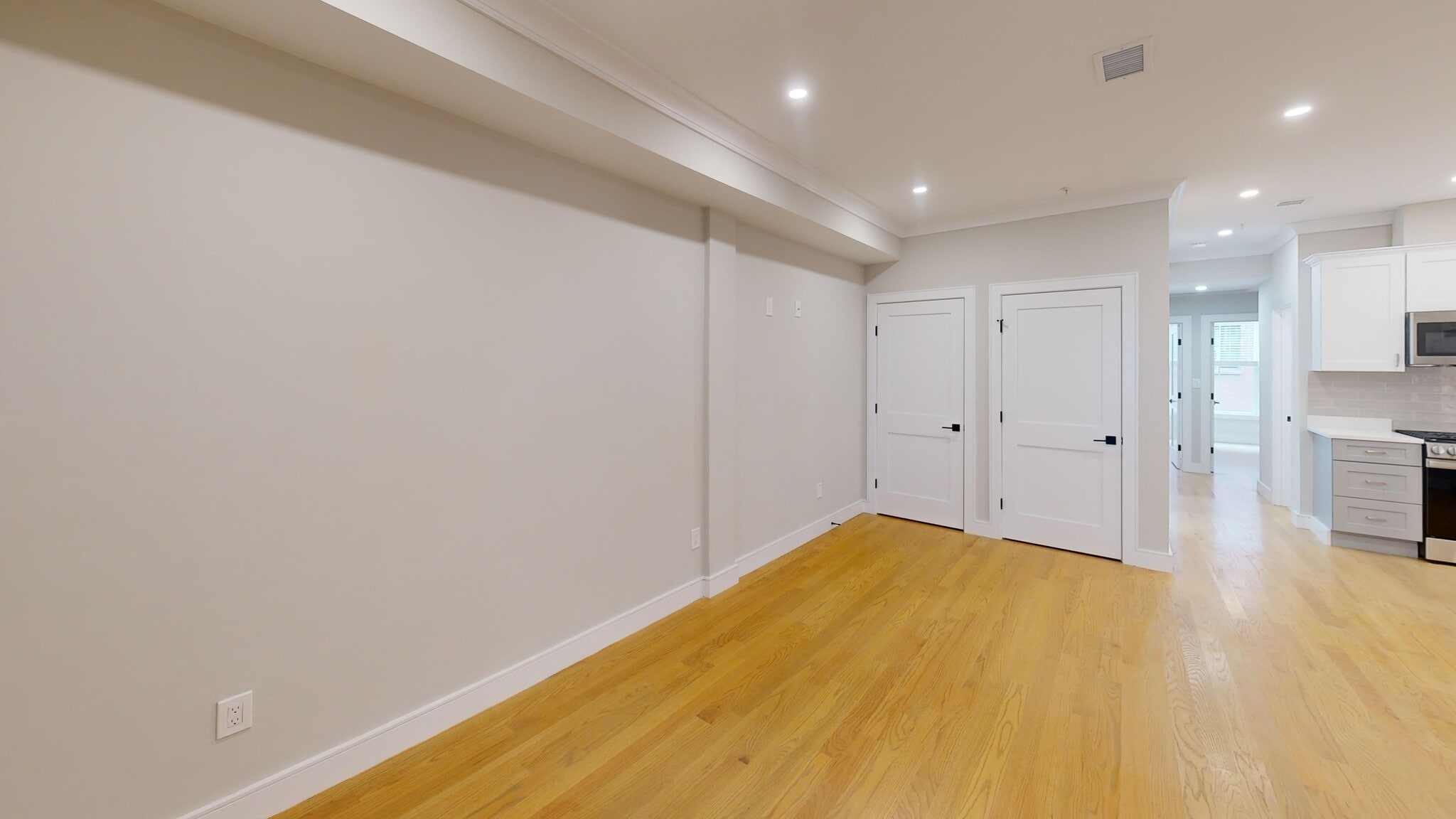 Building Photo - 230 Tremont St