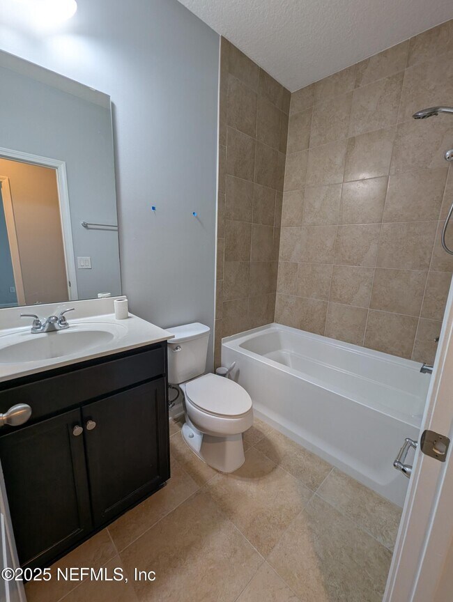 Building Photo - 58 Pindo Palm Dr