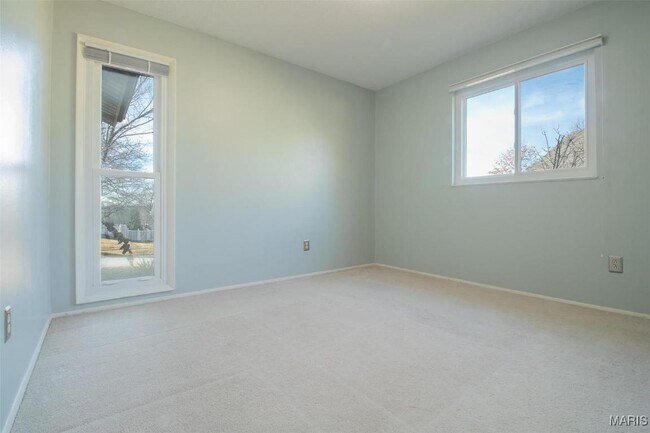 Building Photo - 507 Glenmeadow Dr