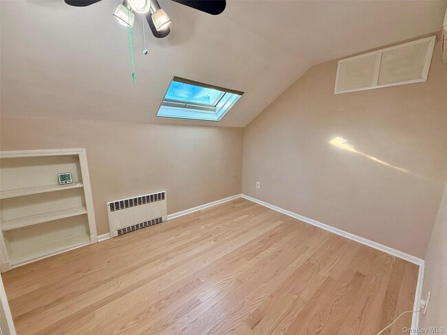 Building Photo - 169 Old Mamaroneck Rd