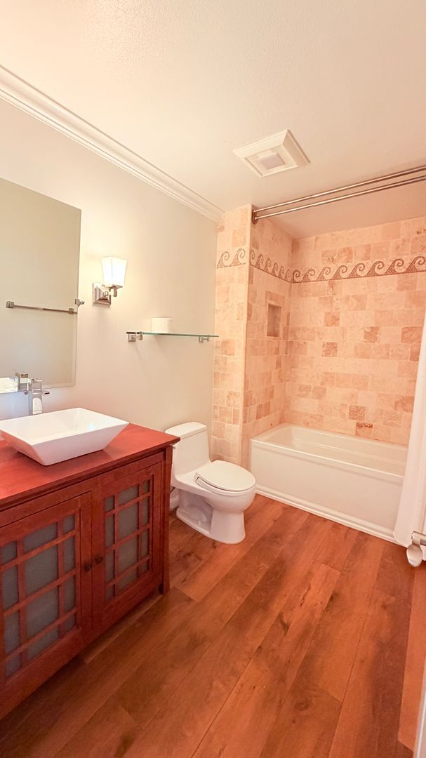 Building Photo - 31 Redondo Ct