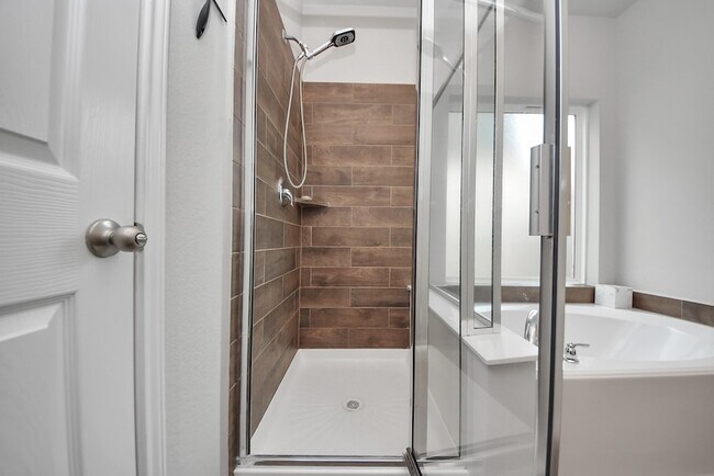 Building Photo - 4239 Wyanngate Dr