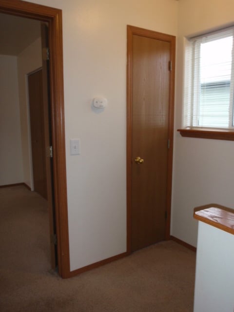 Building Photo - Duplex with detached garage