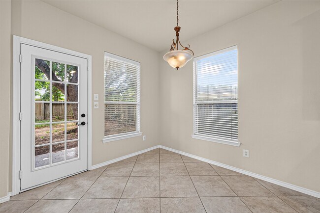 Building Photo - 1807 Katlyn Ln