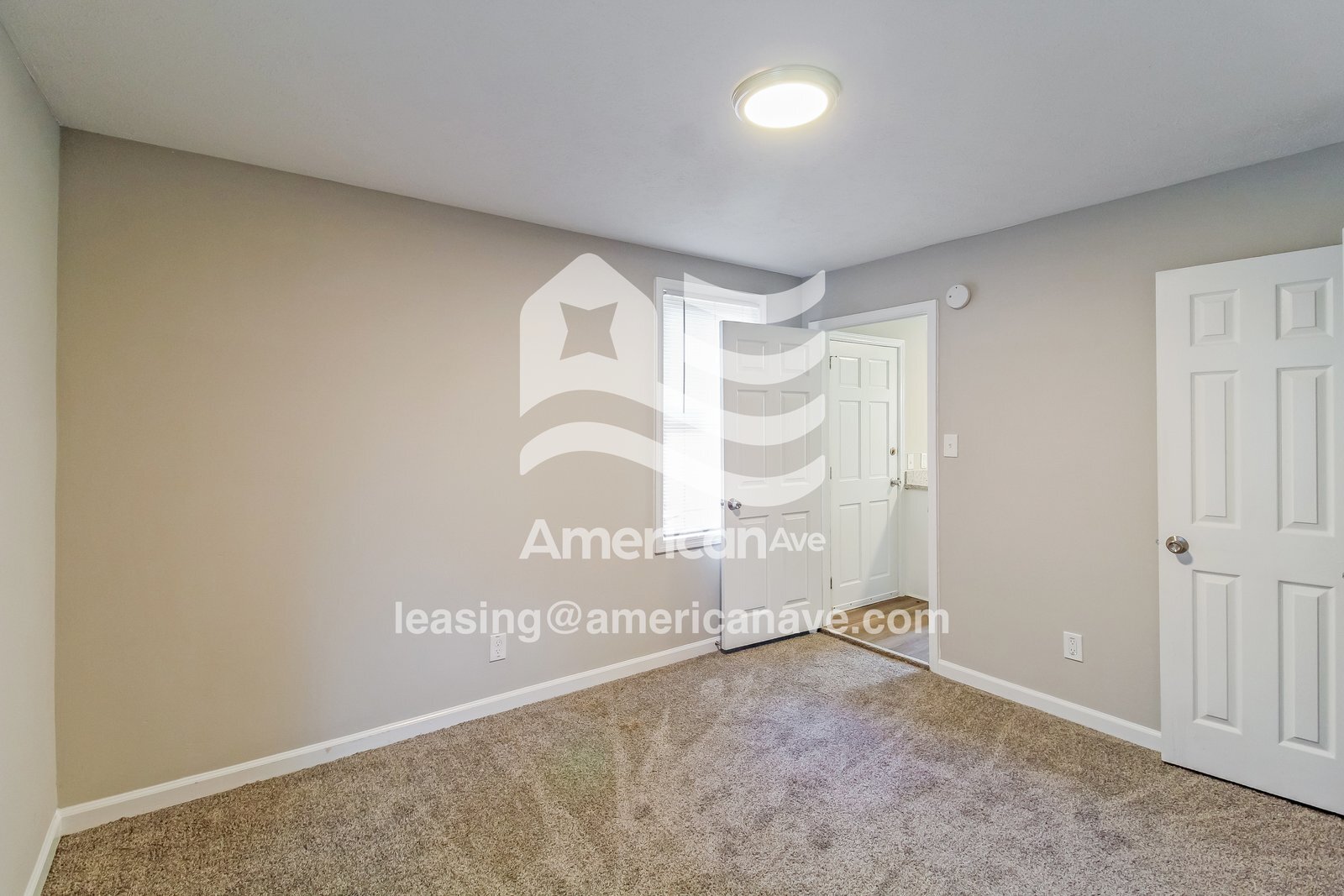 Building Photo - 3314 Albert St