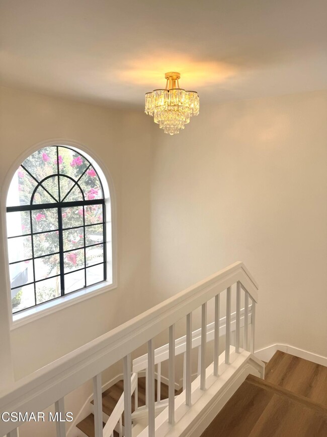Building Photo - 451 Pavarotti Dr