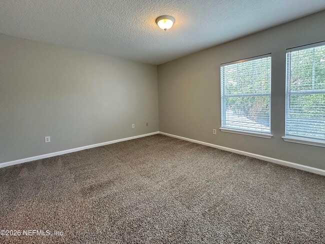 Building Photo - 1036 N Black Cherry Dr