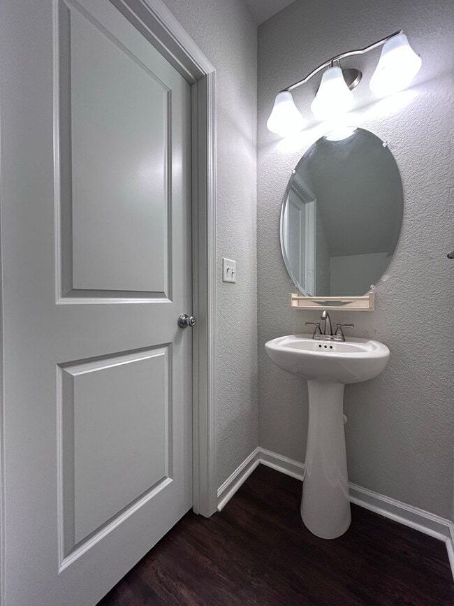 Building Photo - Beautiful New Construction Home in Central...