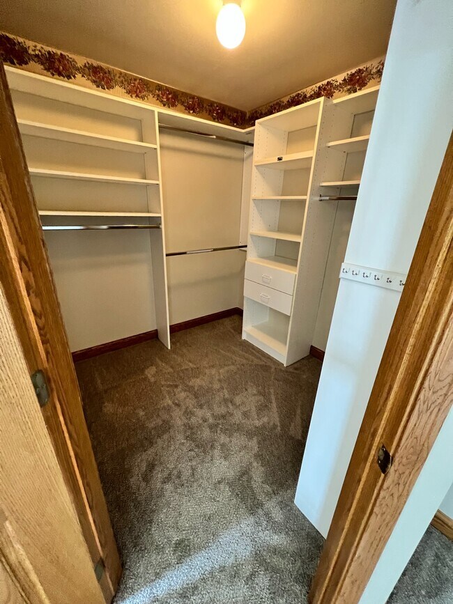 Master bedroom walk-in closet - 2605 W 34th St